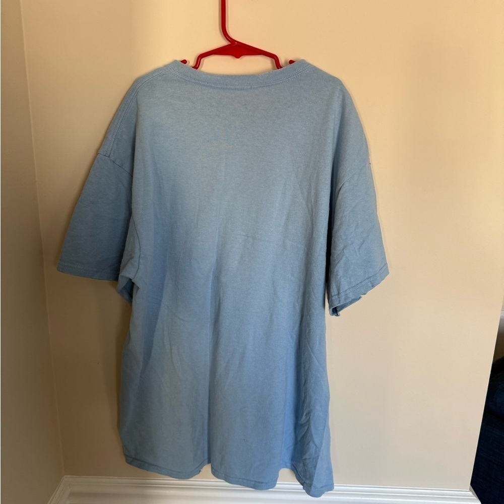 Light Blue Women’s Sz Small Junkfood Clothing Budweiser Is A Friend of Mine Tee - Picture 7 of 7